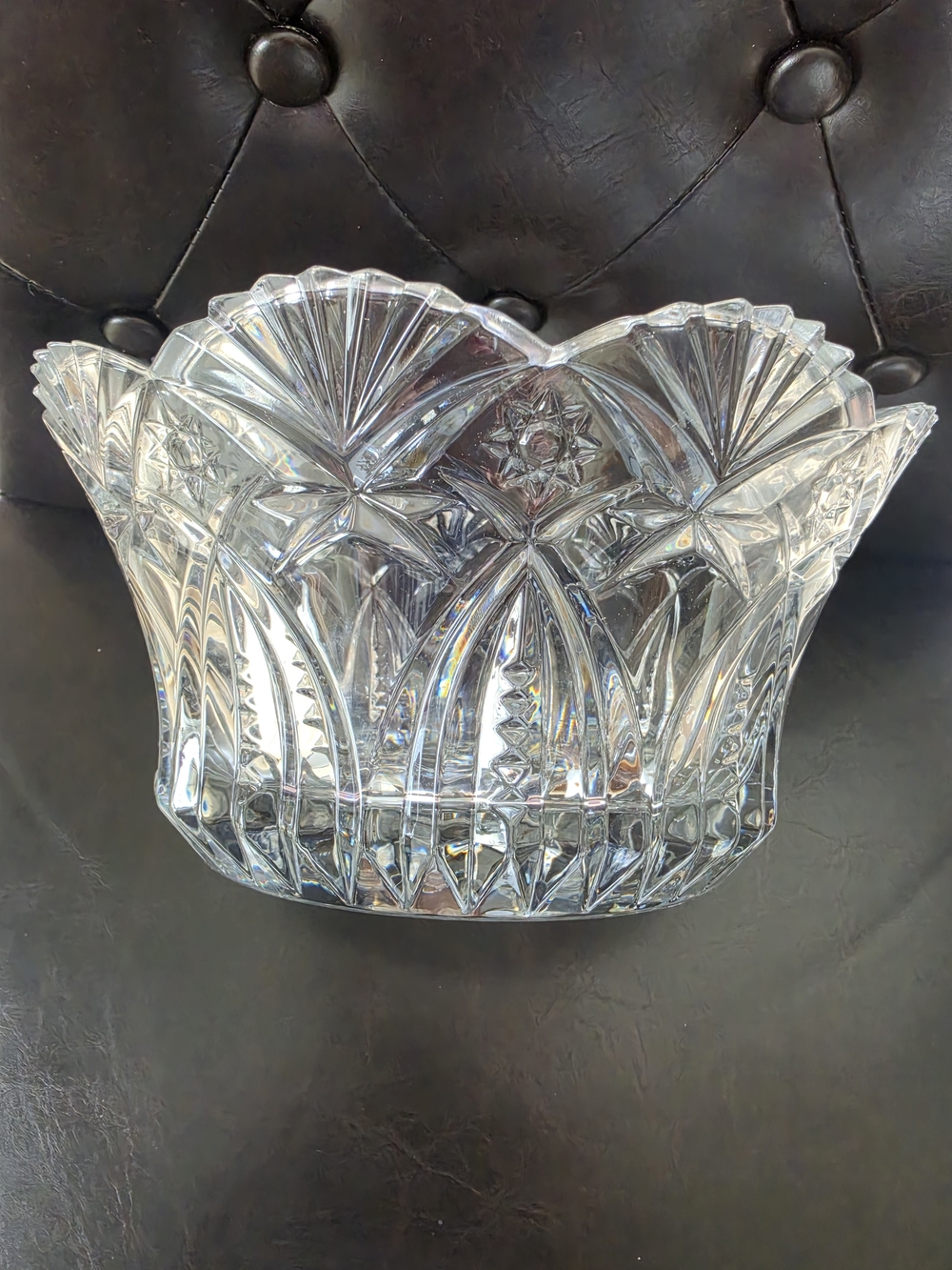 Clear Cut Glass Decorative Centerpiece Bowl